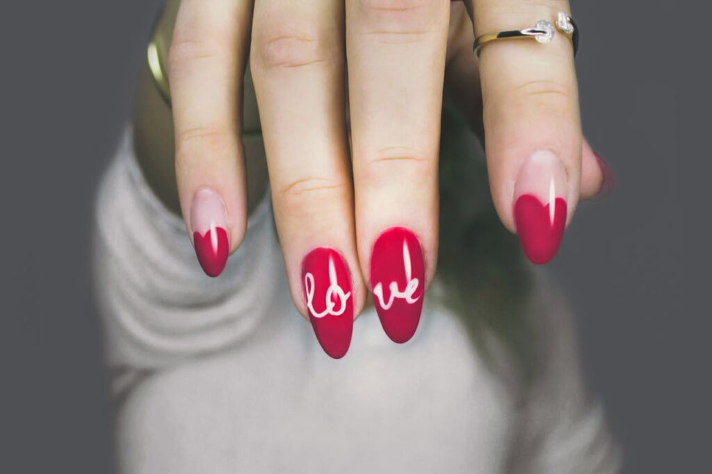 Nude Nail Shades Reappear in Minimalist Beauty Trend Revival